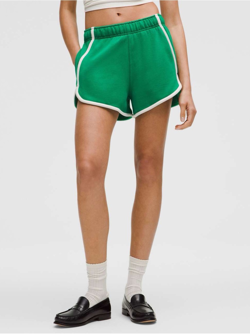 Size Small Lululemon Scuba Mid-rise oversized Green Retro-Trim Women's Shorts